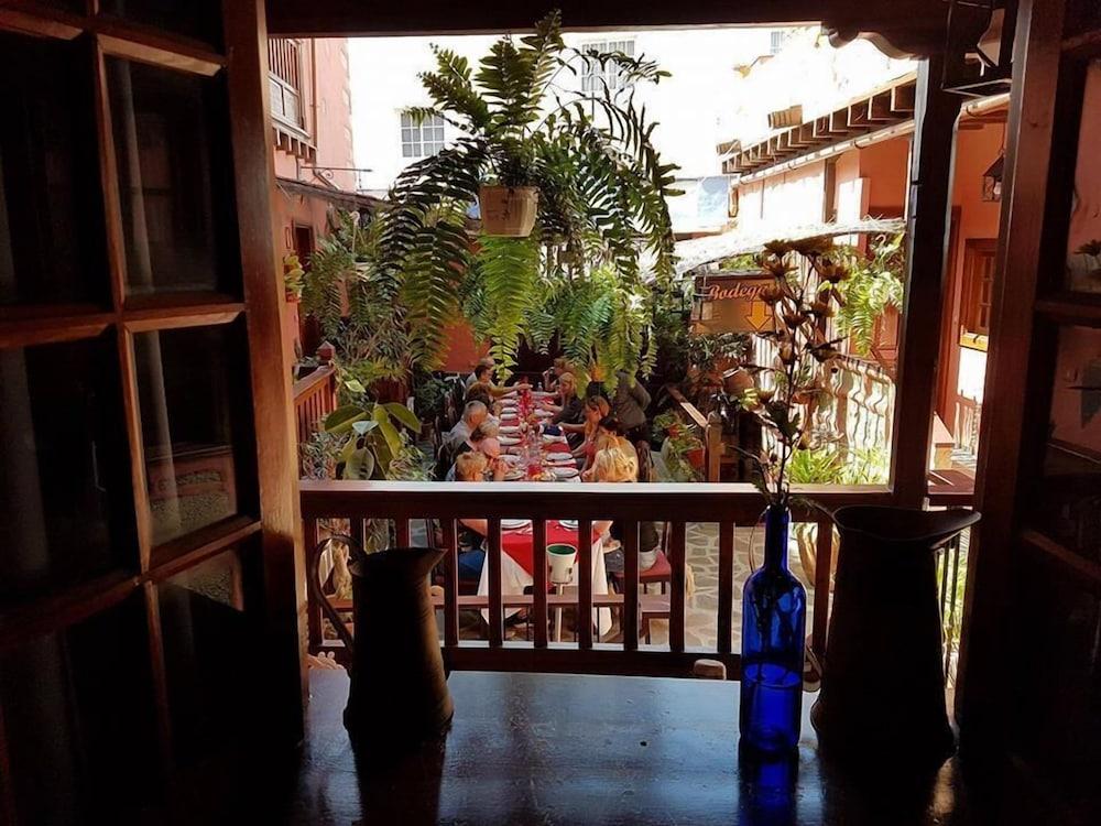 芳达中心酒店 阿德耶 外观 照片